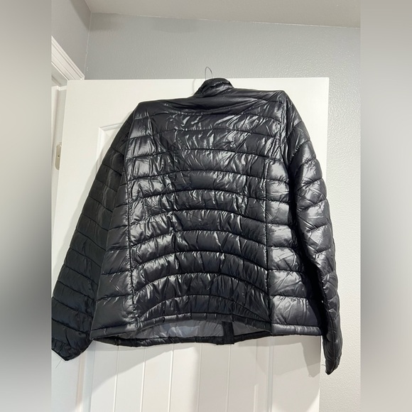 NEW NWT Old Navy black shiny thin puffer jacket coat 2x XXL - Picture 2 of 9